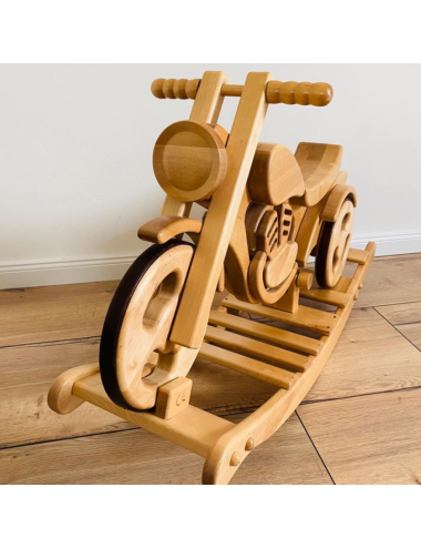 Schaukelmotorrad aus Holz